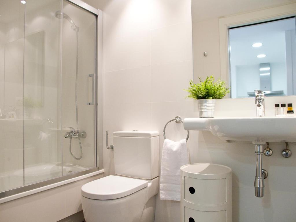 Hotel Dailyflats Parc Gueell 3*