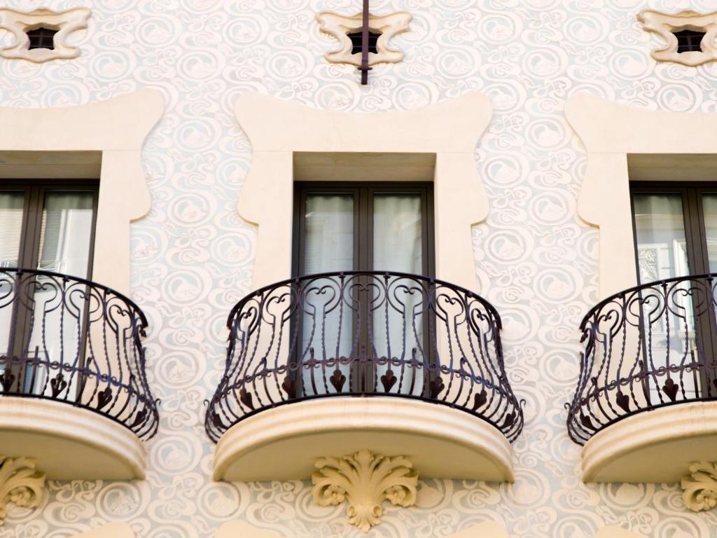 Hotel Dailyflats Parc Gueell 3*